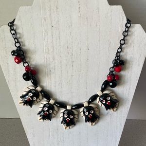 🎃Fun Halloween Ghost Necklace! 👻